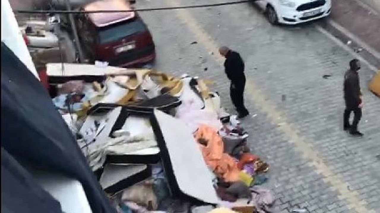 Esenyurt'ta yüzlerce yatağın ve ranzanın çıktığı binayı gören vatandaşlar şok oldu