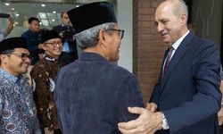 TBMM Başkanı Kurtulmuş'tan Endonezya'da Müslüman sivil toplum örgütüne ziyaret