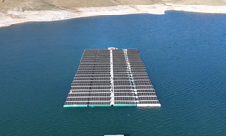 Elazığ’da ilk yüzer güneş enerjisi santrali kuruldu