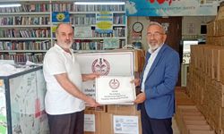 Uluslararası Eğitim ve Yazarlar Merkezi’nden Cezaevlerine Anlamlı Kitap Bağışı