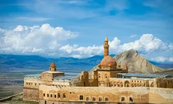 İshak Paşa Sarayı'nı UNESCO listesine taşıyacak proje başlatıldı