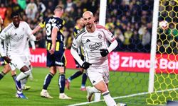 Beşiktaş, Kadıköy'de 90+1'de güldü! Derbide son sözü Cerny söyledi