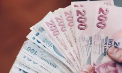 Emeklilere bayram ikramiyesi ve maaş ödemeleri başlıyor