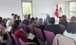 Düsseldorf’ta Aile Bağları Güçleniyor: "Zor Dönemlerde Çocuk ve Ebeveynlik" Buluşması