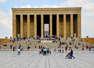 2025'te 8 milyon 242 bin 170 kişi Ata'sını ziyaret etti