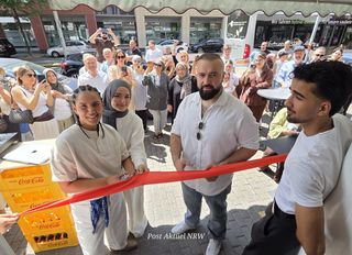 Duisburg’da “Coffein” Kapılarını Açtı