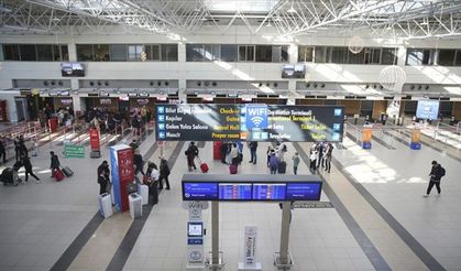 2025'te uygulanacak yurt dışı çıkış harcı bedeli belli oldu