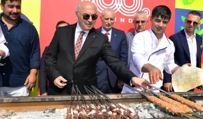 Adana “Unesco Gastronomi Kenti” olma yolunda ilerliyor