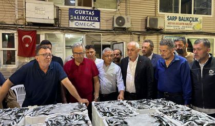 Balıkesir'de balık sezonu ilk mezatla açıldı