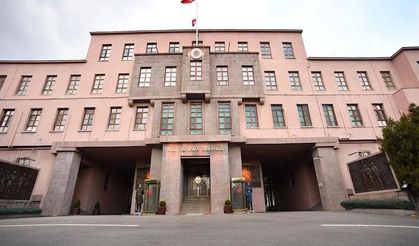 MSB'ye ait C130 kargo uçağı Gürcistan'da düştü