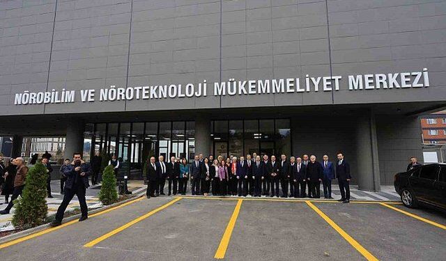 Gazi Üniversitesi'nde Nörobilim ve Nöroteknoloji Merkezi açıldı