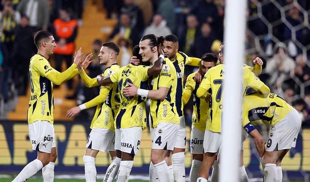 Fenerbahçe, Rangers'a konuk oluyor: 2 farklı galibiyet gerekli