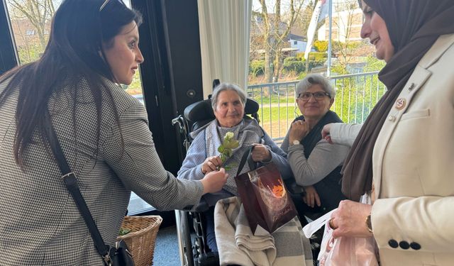 UEYM’den Anlamlı Ziyaret: Duisburg Huzurevi’nde Bayram Coşkusu