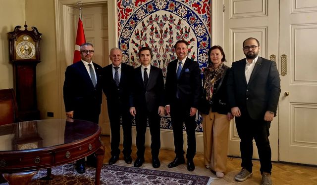 Global Business İşadamları Derneği'nden Londra Büyükelçiliğine Ziyaret