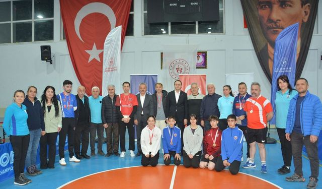 Şalpazarı’ndaki turnuvaya 'Vakfıkebir 14 Şubat' damga vurdu
