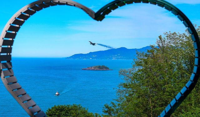 Solo Türk Giresun'u resmen büyüledi