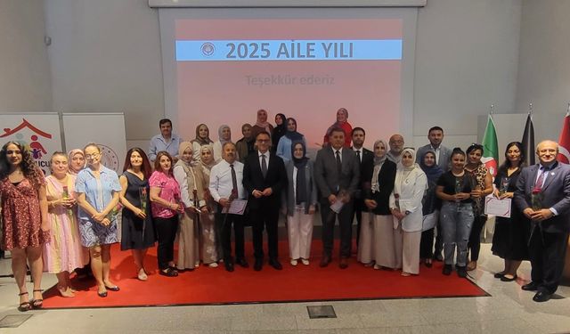 Düsseldorf Başkonsolosluğu’nda “Koruyucu Aile Günü” Programı Düzenlendi