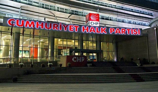CHP’li üç belediye başkanına gözaltı: MYK olağanüstü toplandı