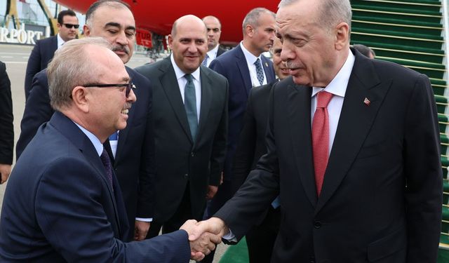 Ekonomik İşbirliği Teşkilatı 17'nci liderler zirvesi Azerbaycan'ın Hankendi kentinde başladı
