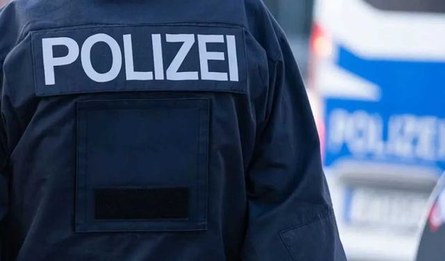 Almanya'da tatbikat karışıklığı: Polis ve asker birbirine ateş açtı