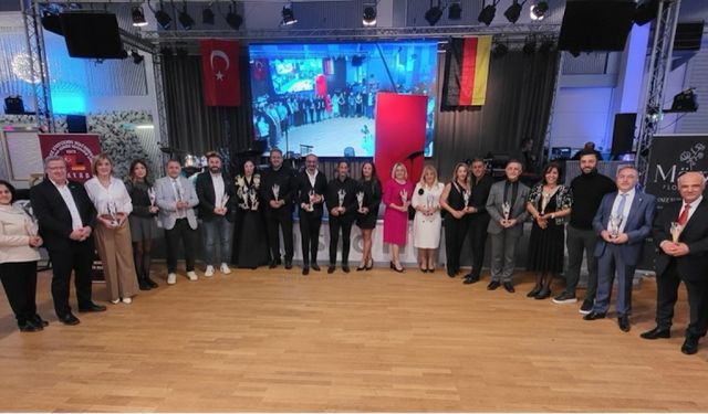 TAYSD’den 20. Yılda Anlamlı Gece: Eğitime Umut Oldular