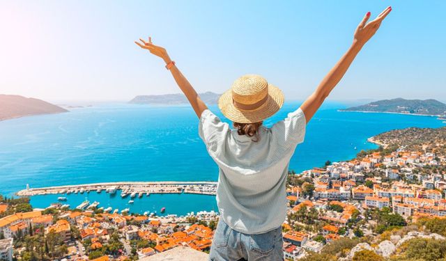 Türkiye turizmde yükselişini sürdürüyor: İstanbul ve Antalya dünyada ilk 10'da