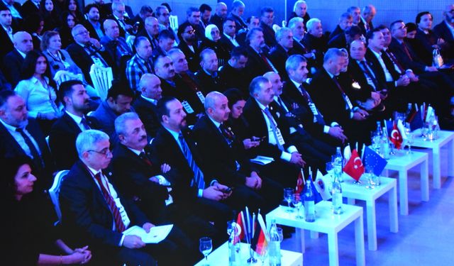 Almanya’da “4. Avrupa Türk Medya Zirvesi” Gelsenkirchen’de Düzenlendi