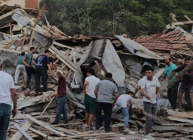 Balıkesir Sındırgı’da 6.1’lik deprem: 237 artçı meydana geldi