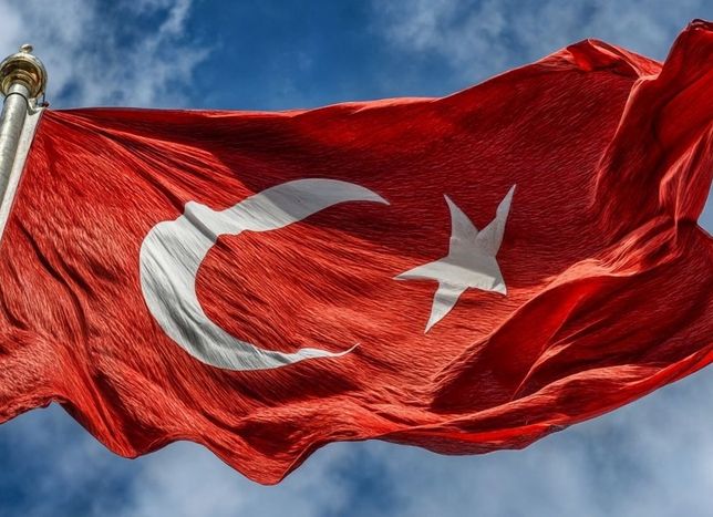 Bayrağımıza saldırı soruşturmasında 14 gözaltı