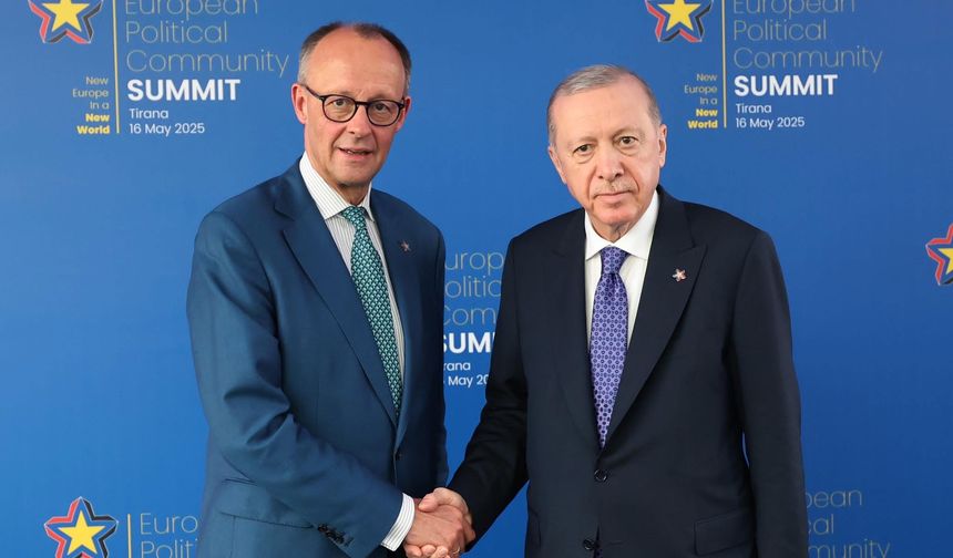 Cumhurbaşkanı Erdoğan, Tiran’da Almanya Başbakanı Friedrich Merz ile Görüştü