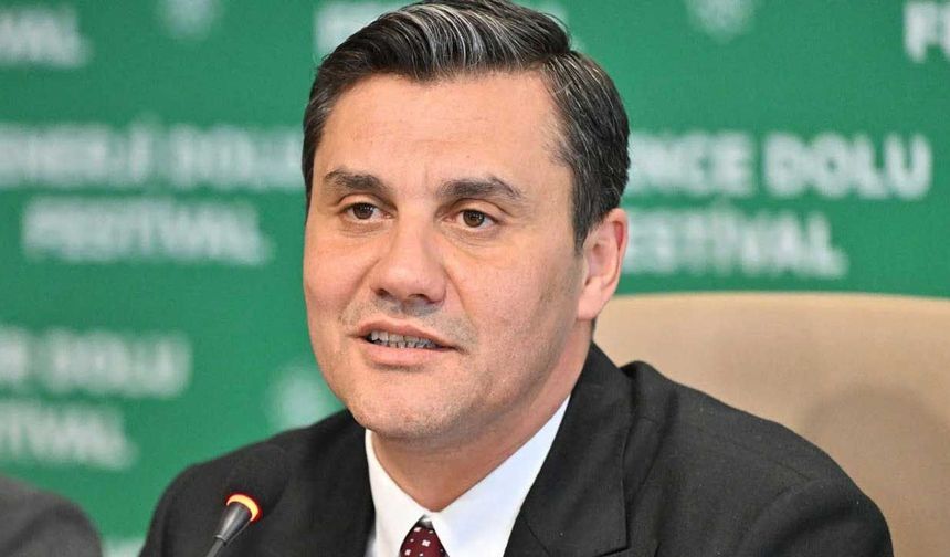 Manisa Büyükşehir Belediye Başkanı Ferdi Zeyrek hayatını kaybetti