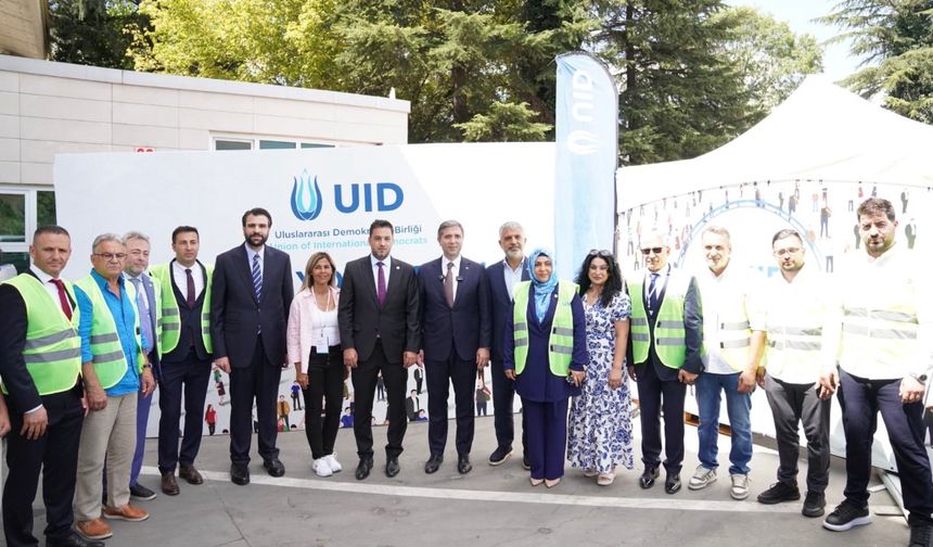 Zafer Sırakaya’dan UID Kapıkule Standına Anlamlı Ziyaret
