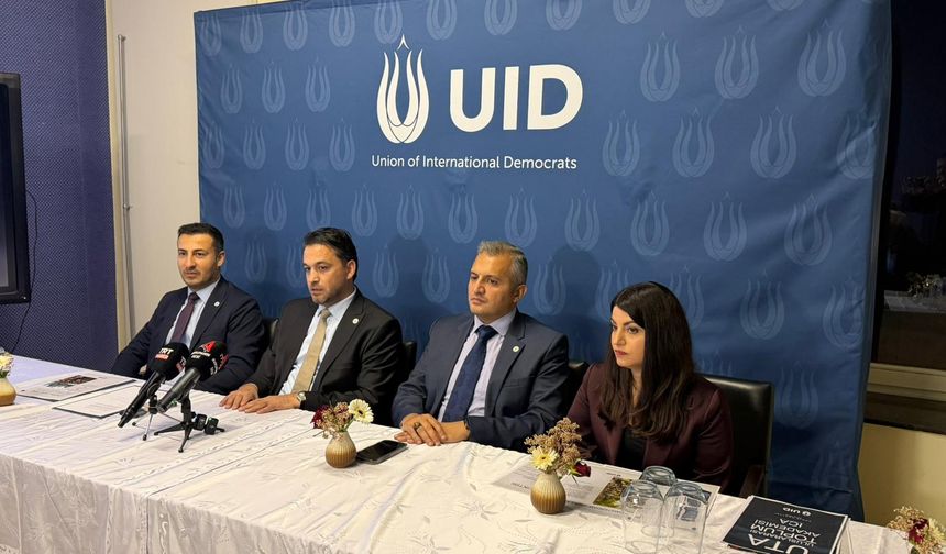 UID Köln’de Uluslararası Toplum Akademisi’ni tanıttı: Avrupa’daki Türk gençleri için liderlik programı başlıyor