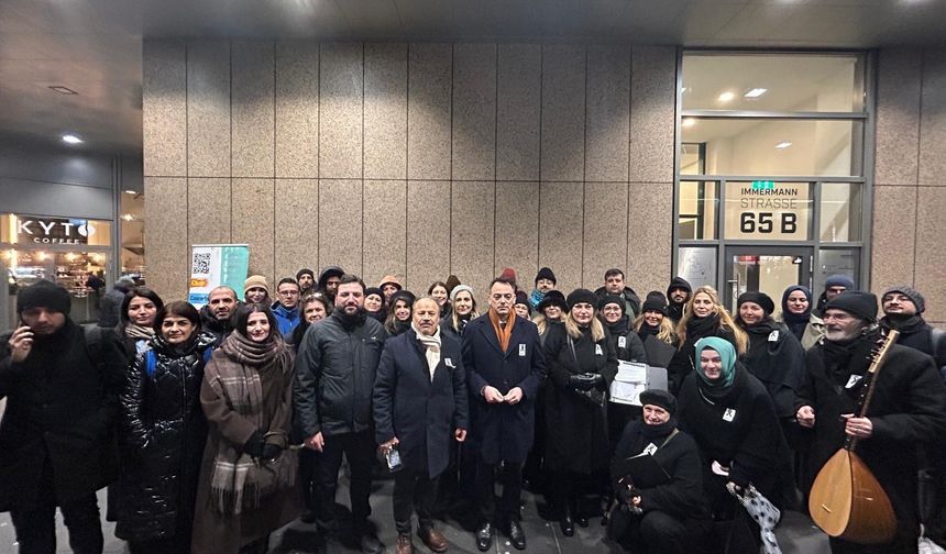 Düsseldorf’ta 6 Şubat Depremi Anıldı: Toplumsal Hafıza ve Dayanışma Vurgusu