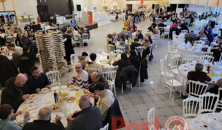 Duisburg Bayburtlular Derneği’nden Birlik ve Dayanışma Sofrası