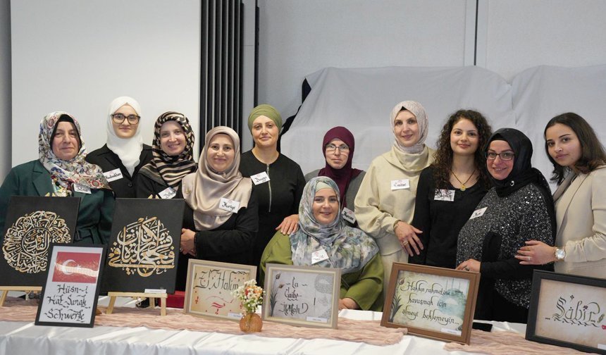 Schwerte’de Hüsn-ü Hat sergisine yoğun ilgi