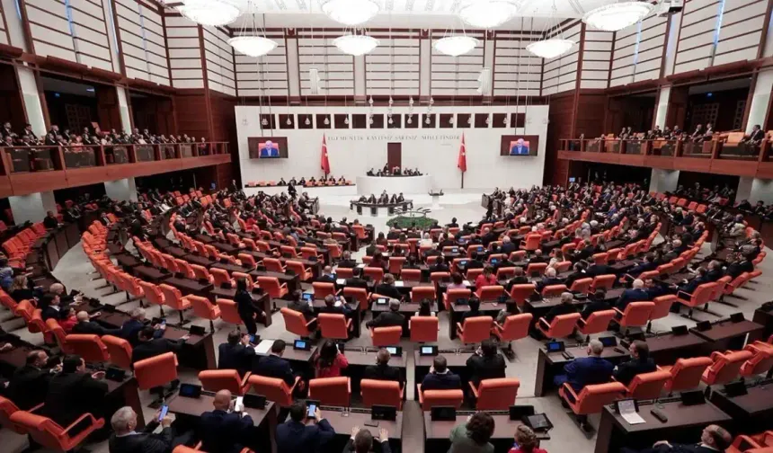 TBMM'de KKTC'nin adının 'Kıbrıs Türk Cumhuriyeti' olarak değiştirilmesi önerildi
