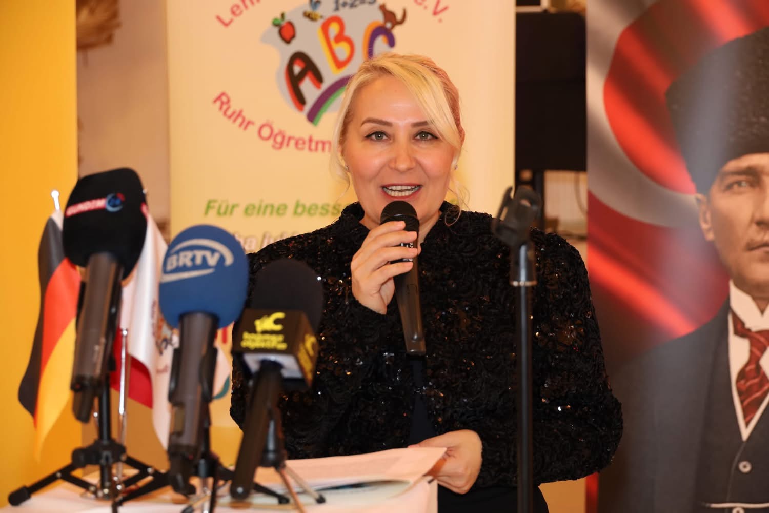 Ruhr Öğretmenler Derneği Başkanı Ferhan Tan