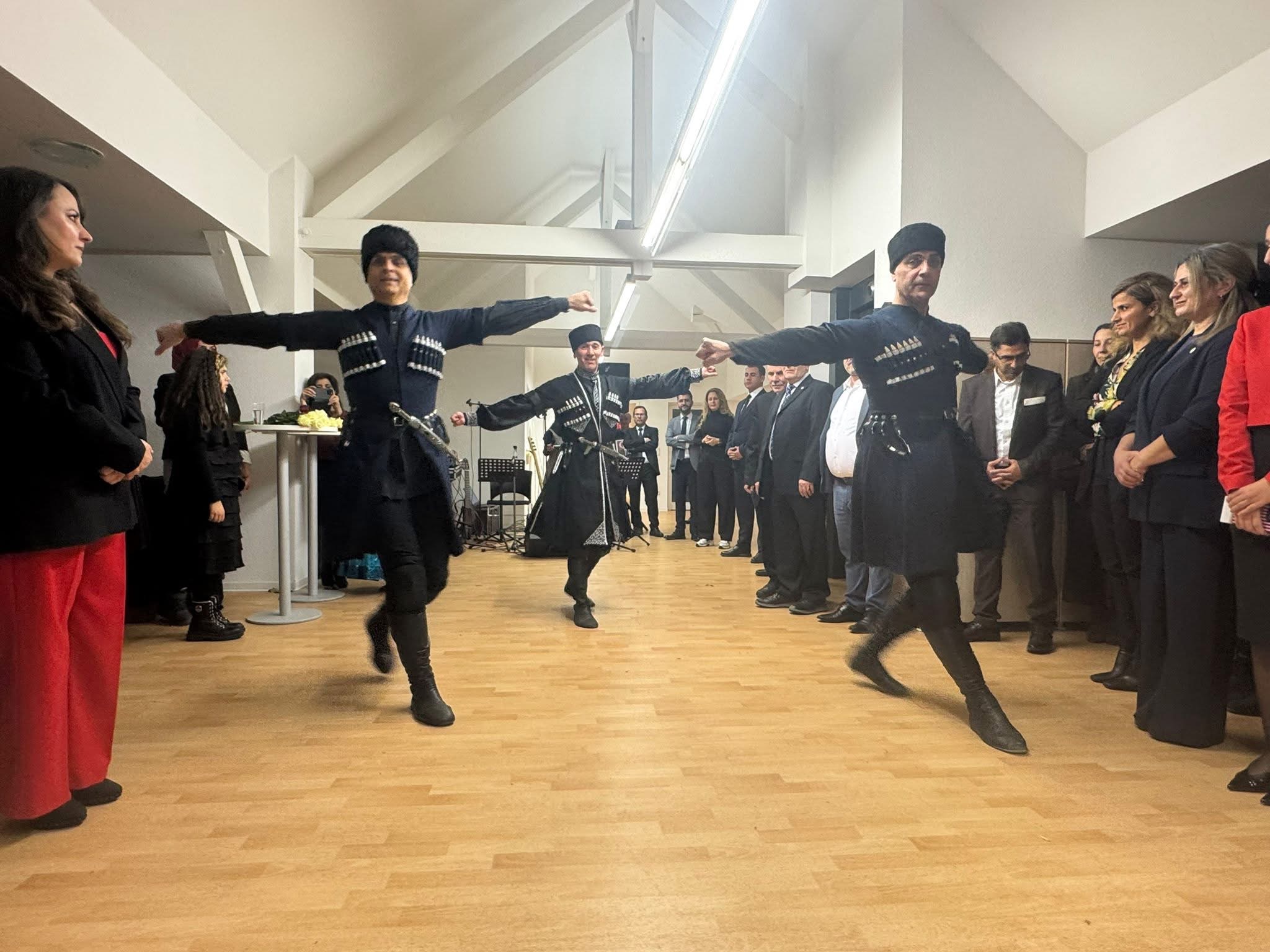 Fotoğraf: Türkiye Cumhuriyeti Essen Başkonsolosluğu resmî Facebook sayfasından 