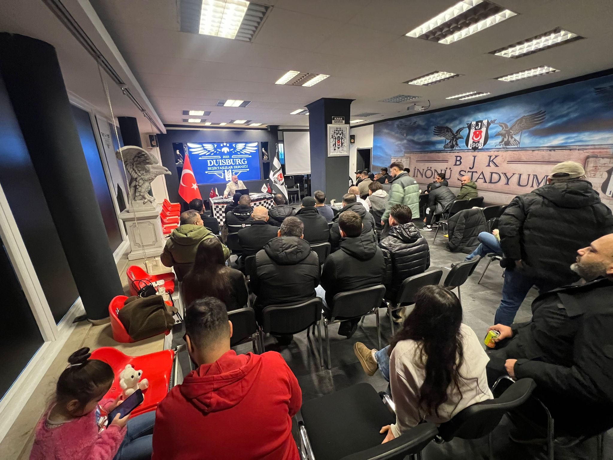 Duisburg Beşiktaşlılar Derneği 