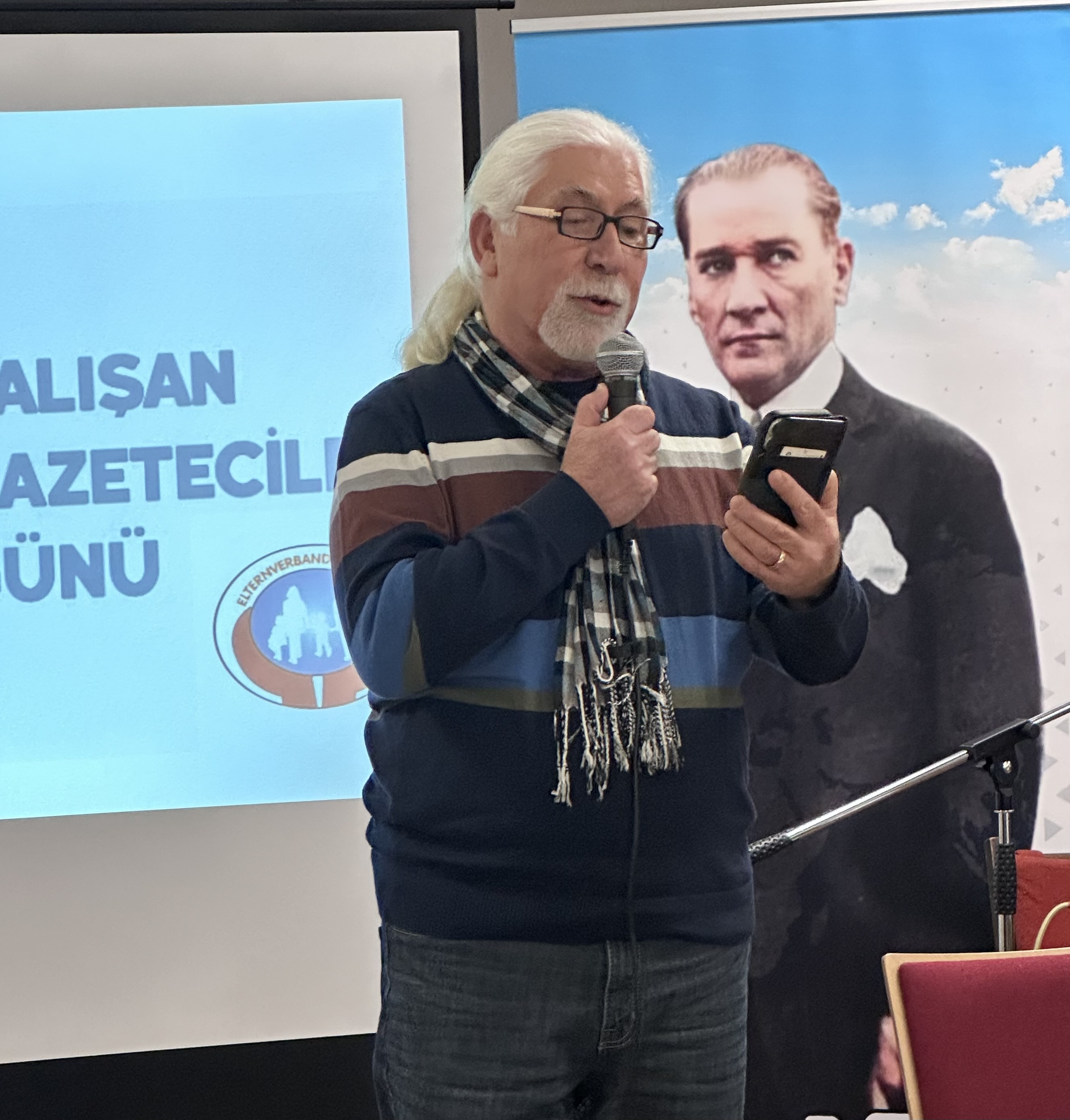 Emekli Öğretmen - Şair Mehmet Kapyapar