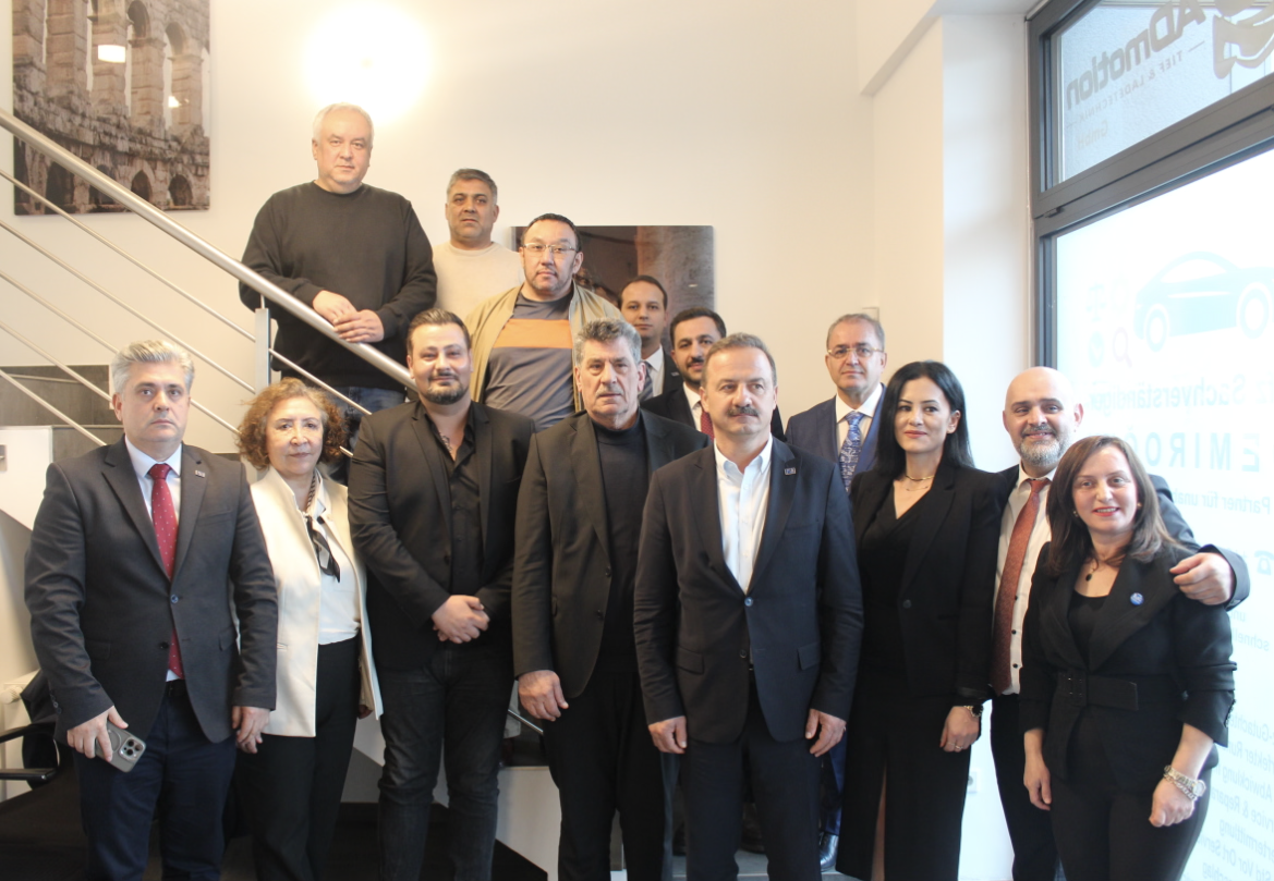 Yavuz Ağıralioğlu’ndan Almanya’da IUC Derneği’ne Ziyaret