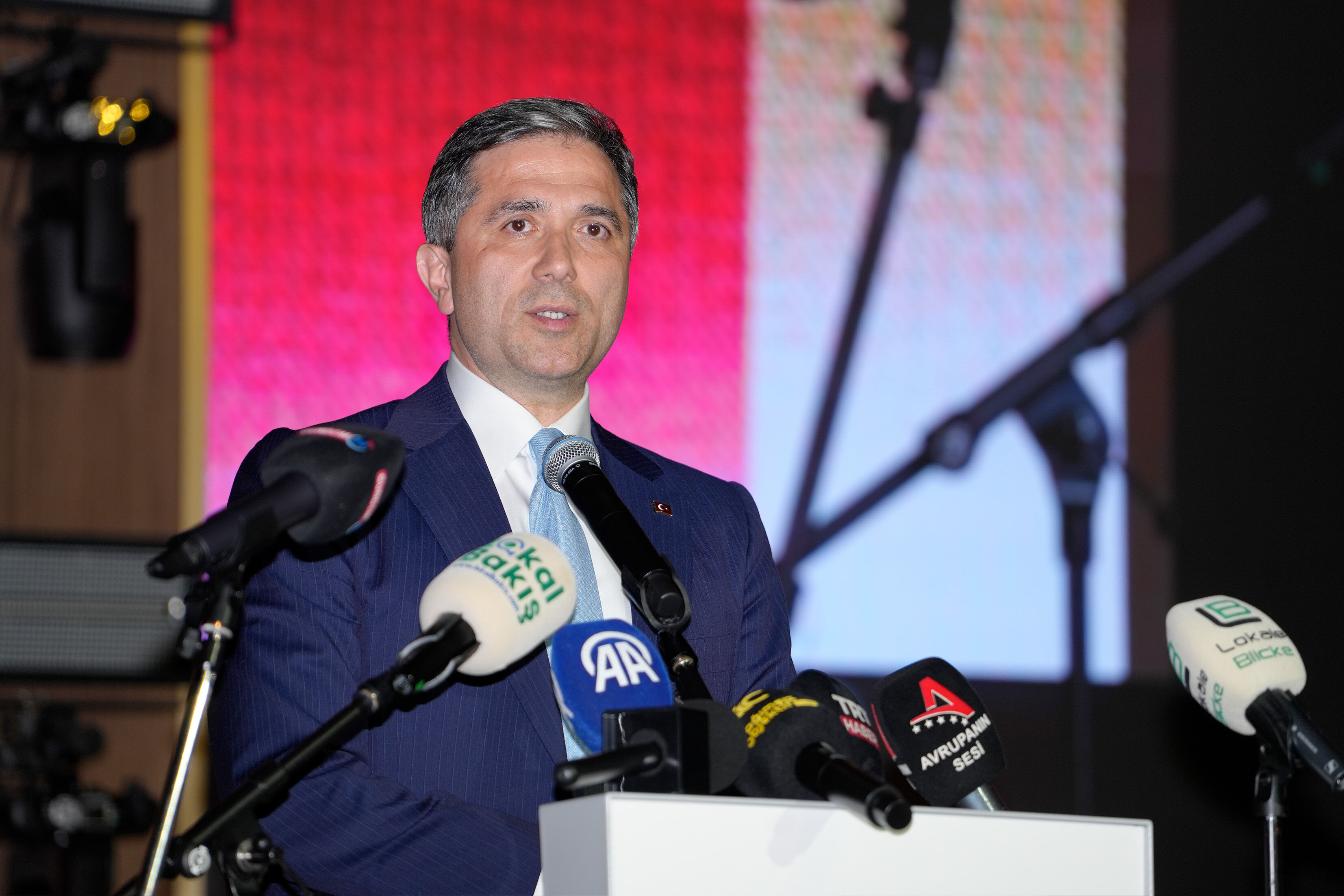 AK Parti Genel Başkan Yardımcısı ve İstanbul Milletvekili Zafer Sırakaya